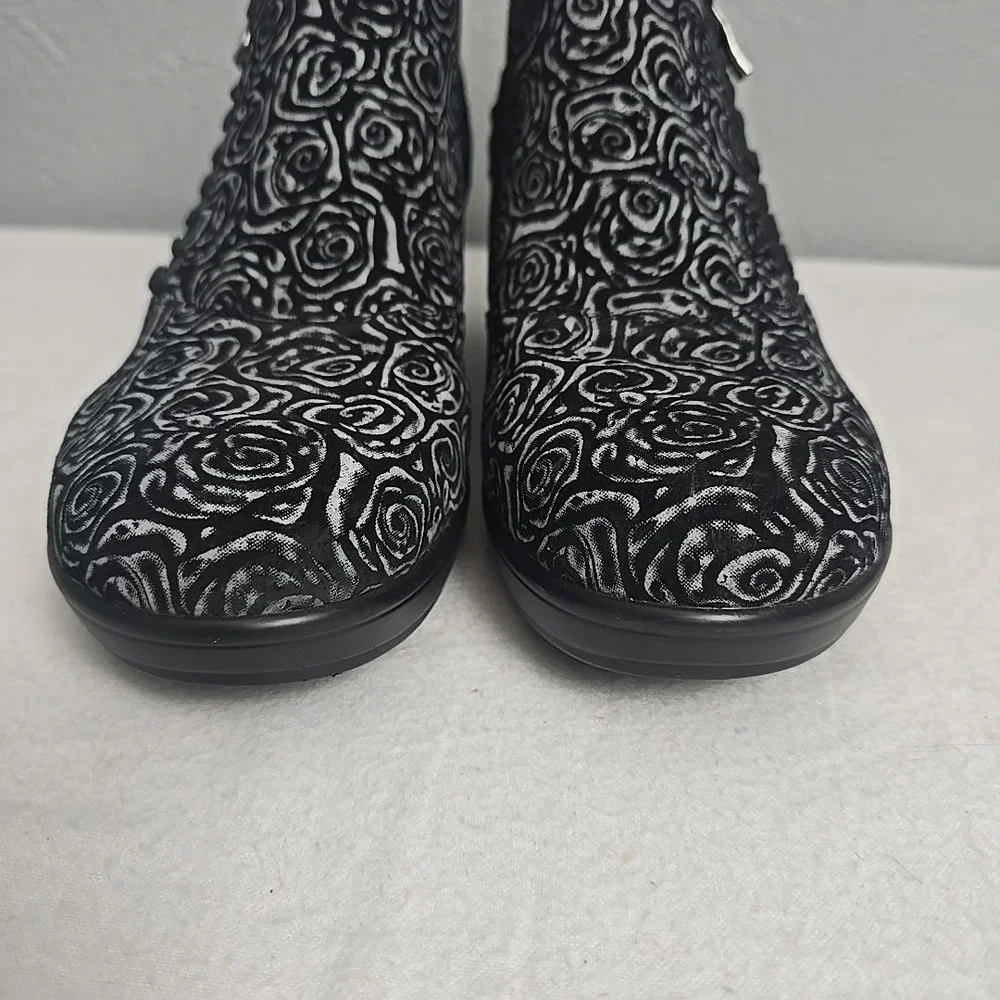 Alegria Womens Hannah Peony Spray‎ Ankle Boots Black Floral EU 40 US 9.5 Artsy